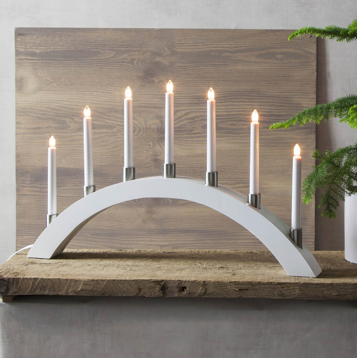 LED-lysbue Tall 7 lys tre/metall sølv 67 cm varmhvit sett ovenfra