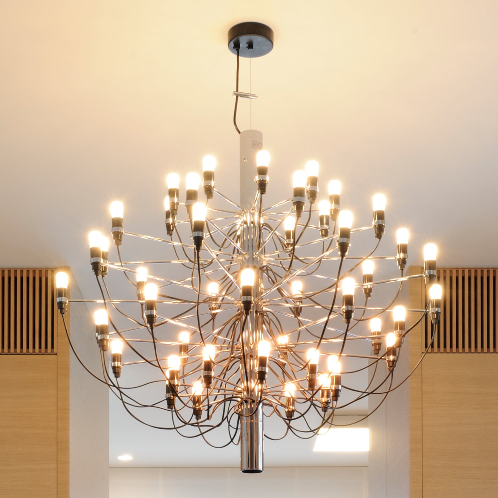 LED-lysekrone 2097/50 krom 50-armet forfra