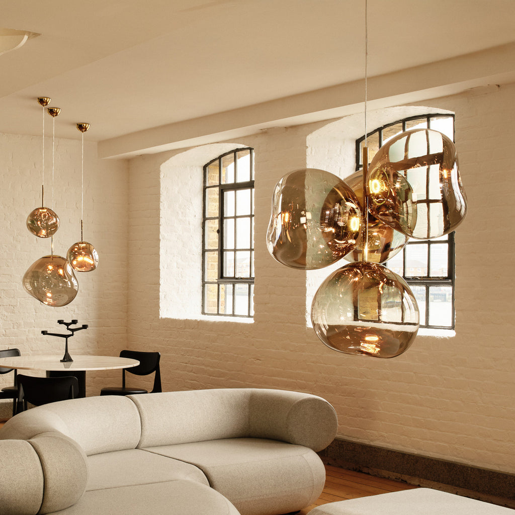 LED-lysekrone Melt Chandelier dimbar bronse Ø98 cm lysdetalj