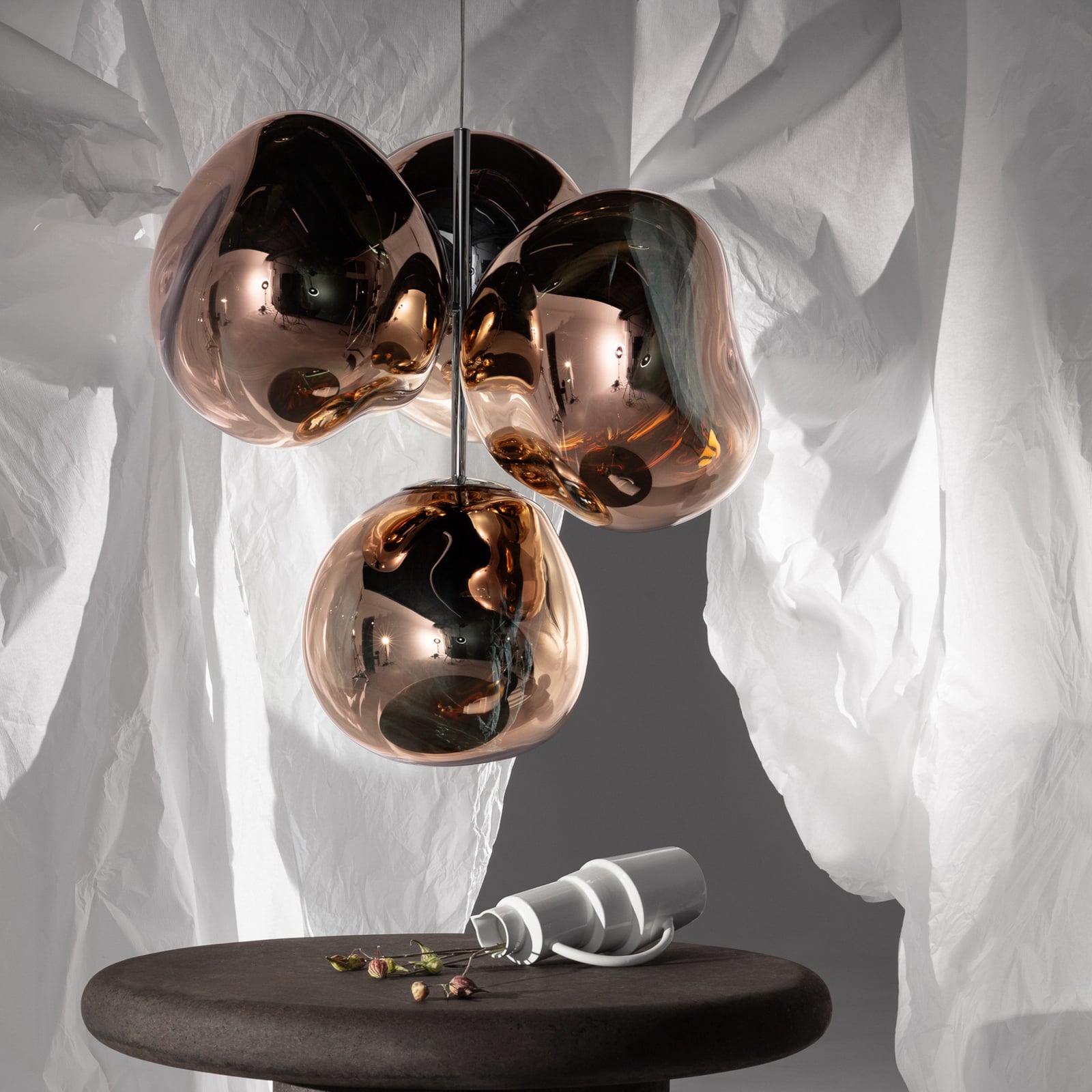LED-lysekrone Melt Chandelier kobber dimbar Ø98 cm bakside