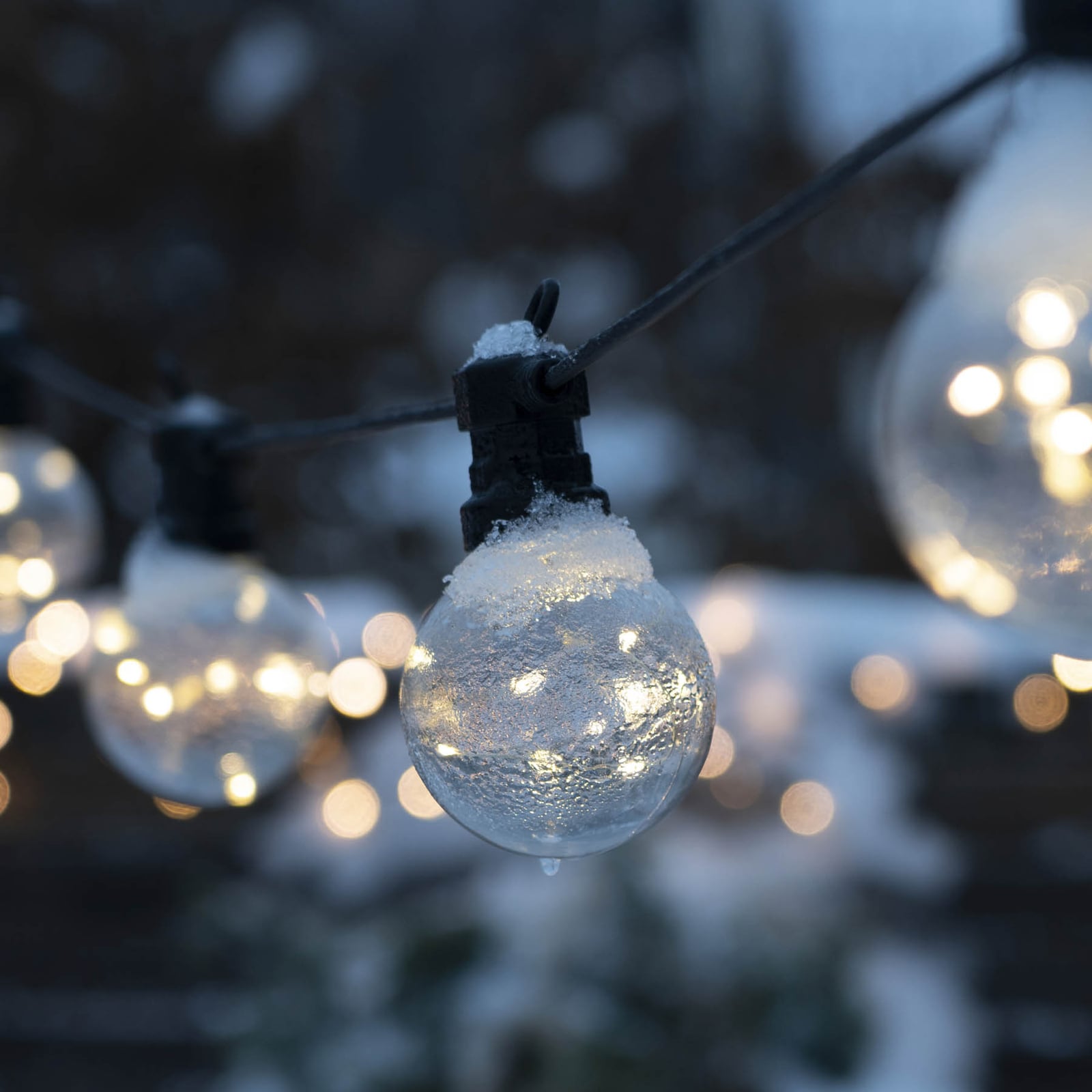 LED-lyslenke Big Circus Dew Drops 10-lys IP44 med lang ledning