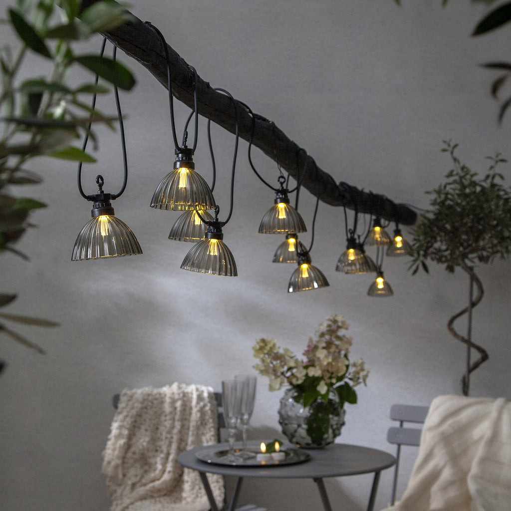 Bakside av LED lyslenke Circus Shade 12 skjermer grå IP44
