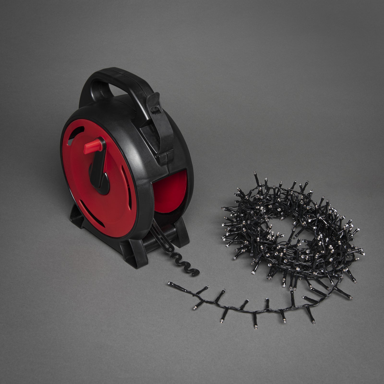 LED-lyslenke Compact ravfarget 800 LED 17,58 m IP44 nærbilde av kabel