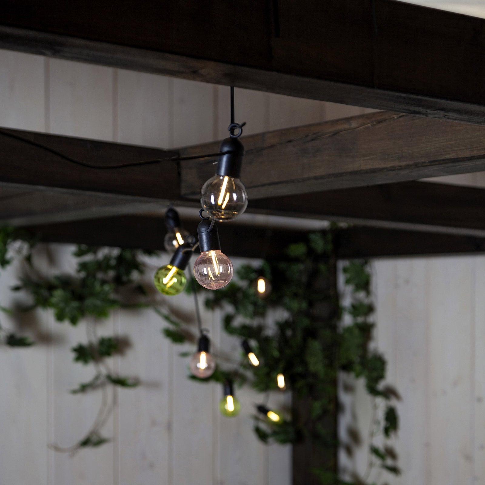 LED-lyslenke Fiesta batteridrevet flerfarget IP44 - STAR TRADING detalj av lys
