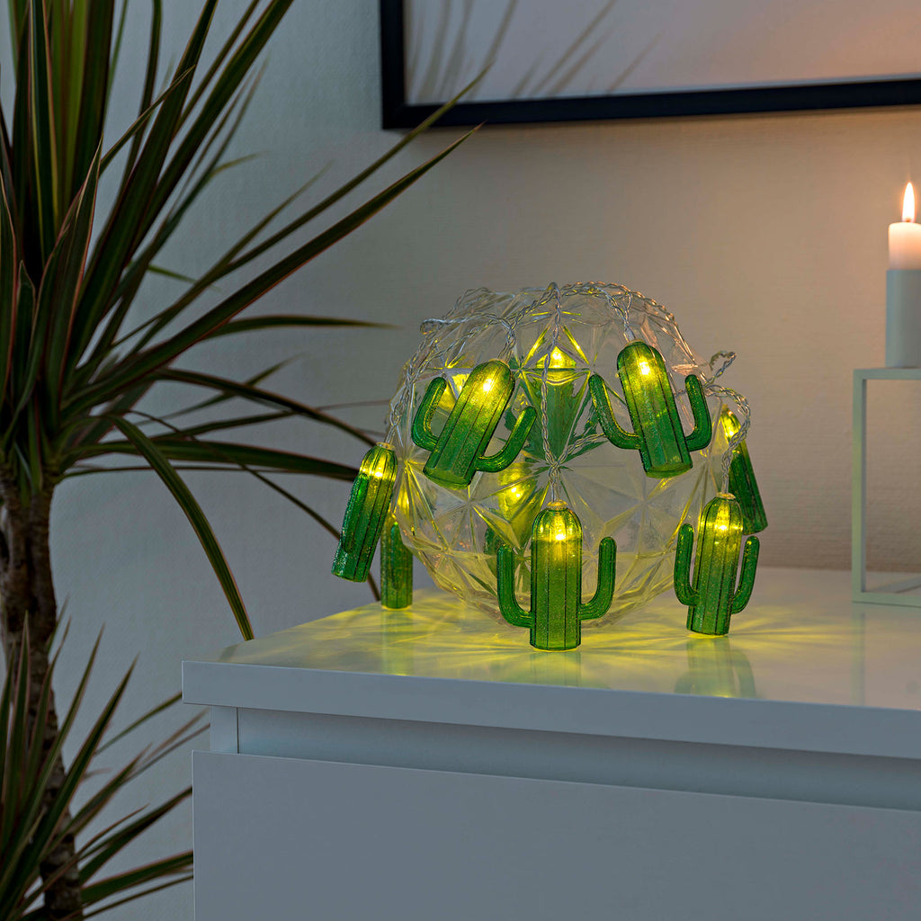 LED lyslenke kaktus 180 cm varmhvit med timer batteri detalj