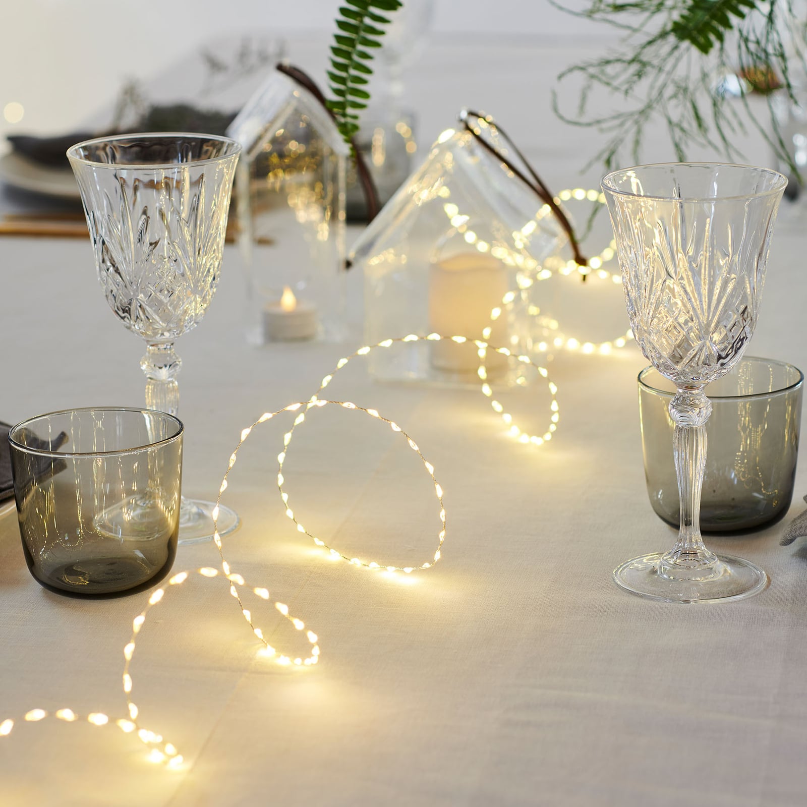 LED lyslenke Kiki sølv 200 cm 155 LED varmhvit detalj