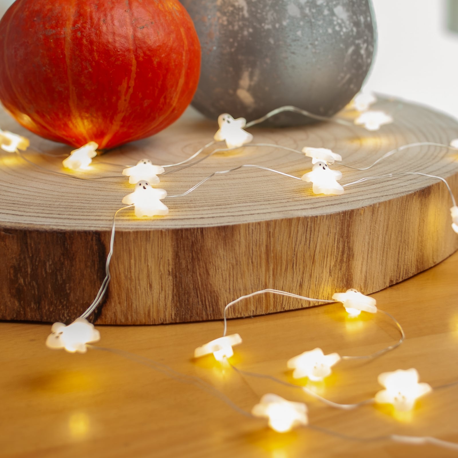 LED-lyslenke Titciana spøkelsesformet Halloween bakside