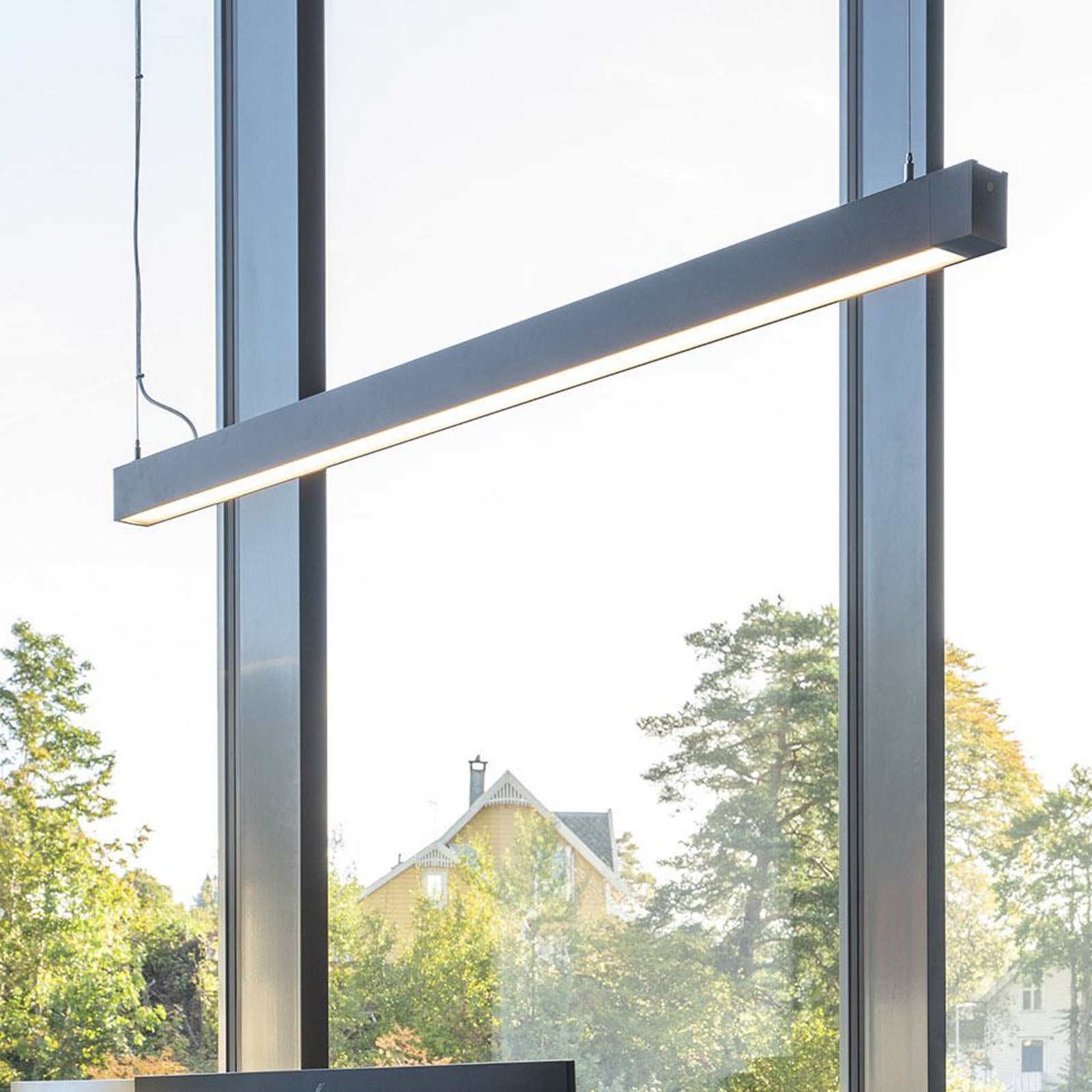 LED lysliste CLICK svart 56 cm CCT DALI dimbar 18W bakside