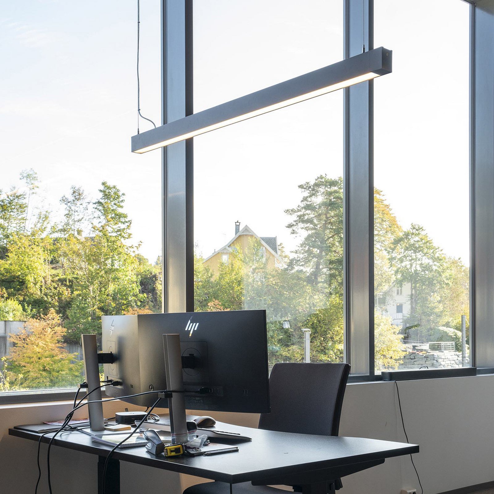 LED lysliste CLICK svart 56 cm CCT DALI dimbar 18W montert i rom