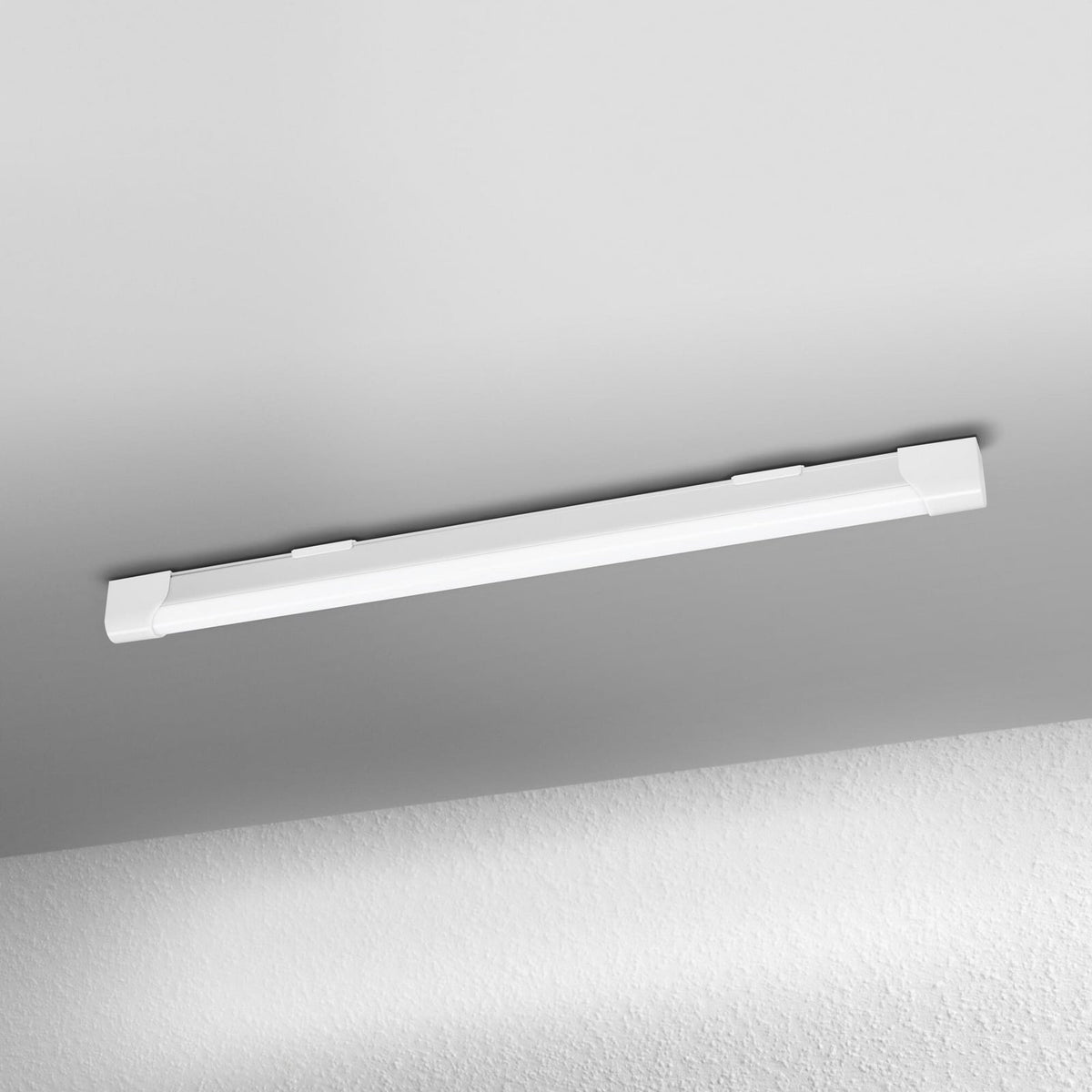 LED-lyslist VALUE BATTEN aluminium 63 cm 10W 4000K montert