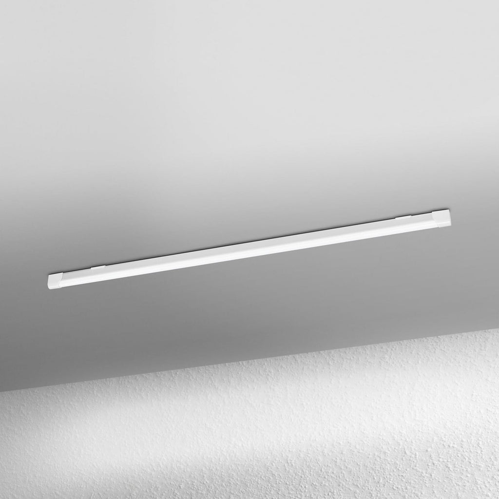 LED-lyslist VALUE BATTEN sølv 123 cm 20W 4000K monteringsdetalj