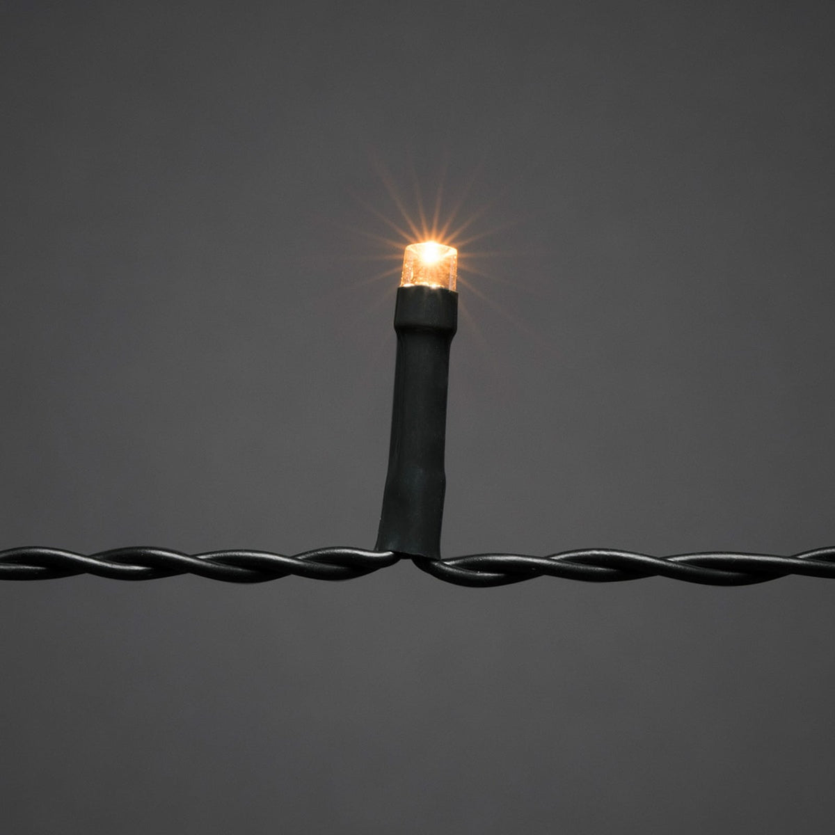 LED-lysmantel til tre 560 LED app-styrt dimbar IP44 - Konstsmide bakside