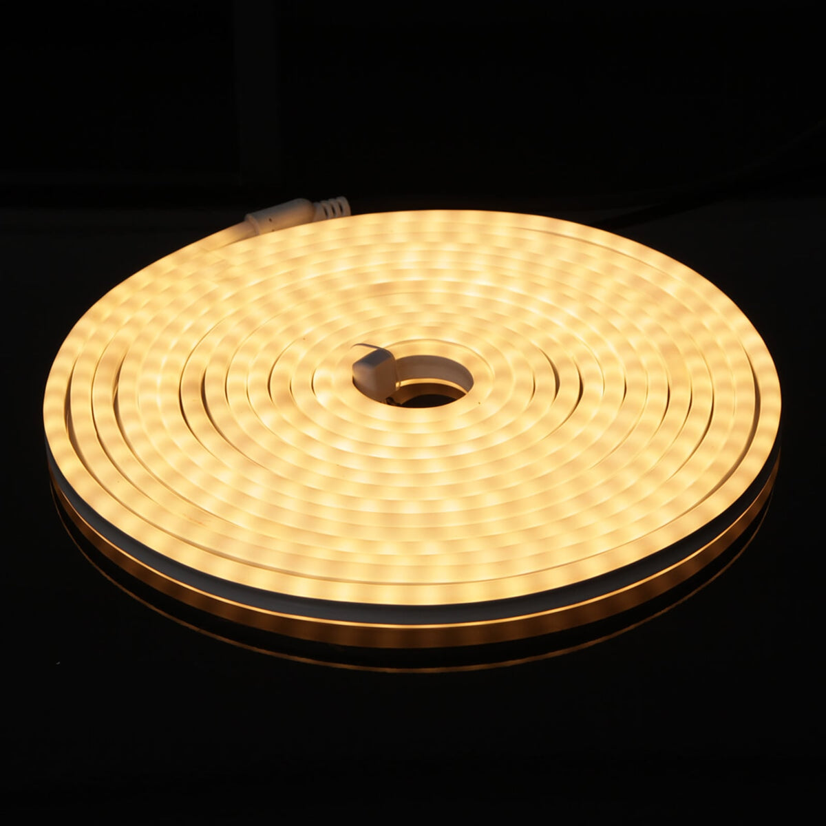 LED-lysslange NeoLED Reel 30 m 1800 LED dagslys IP44 nærbilde av LED-lys