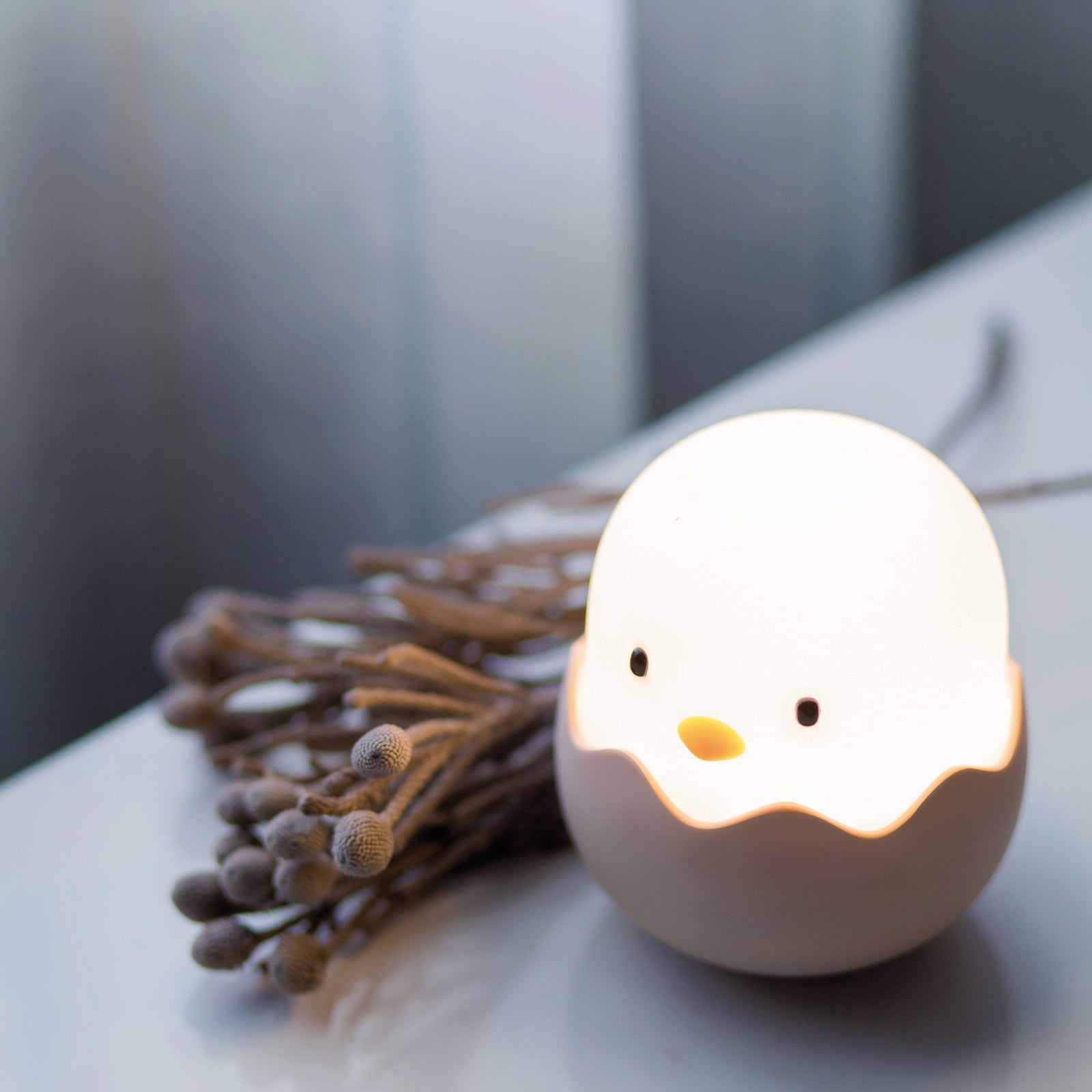 LED nattlys Eggy Egg med USB-kabel inkludert