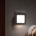 LED nattlys Esby dimbar med skumringssensor hvit forfra