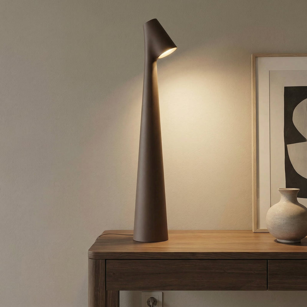 LED oppladbar bordlampe Africa H40 cm mørkebrun detalj av touchdimmer