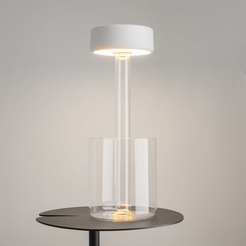 LED oppladbar bordlampe AI Collaboration glass hvit nærbilde av lysmodul
