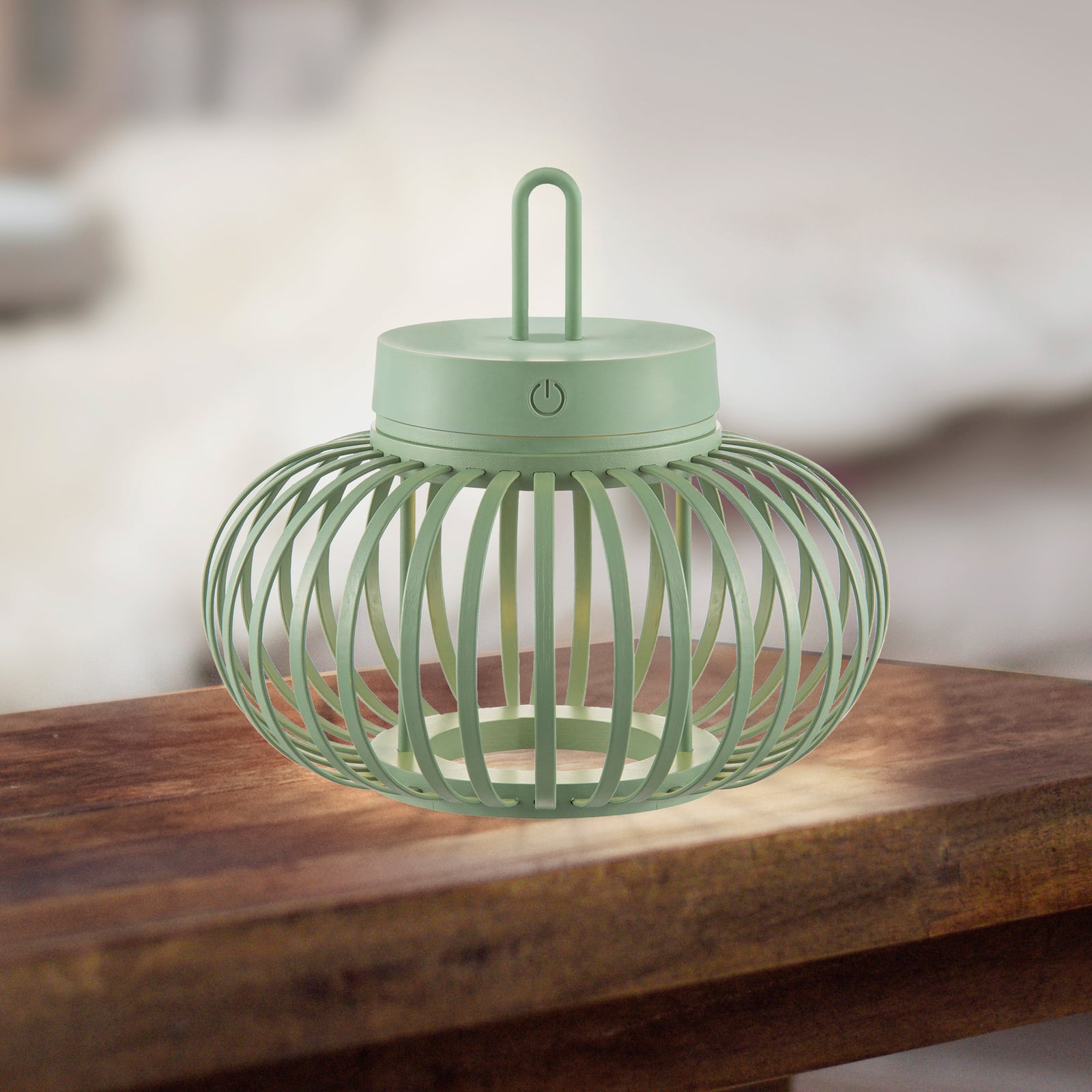 Detalj av LED oppladbar bordlampe Akuba bambus grønn dimbar IP44