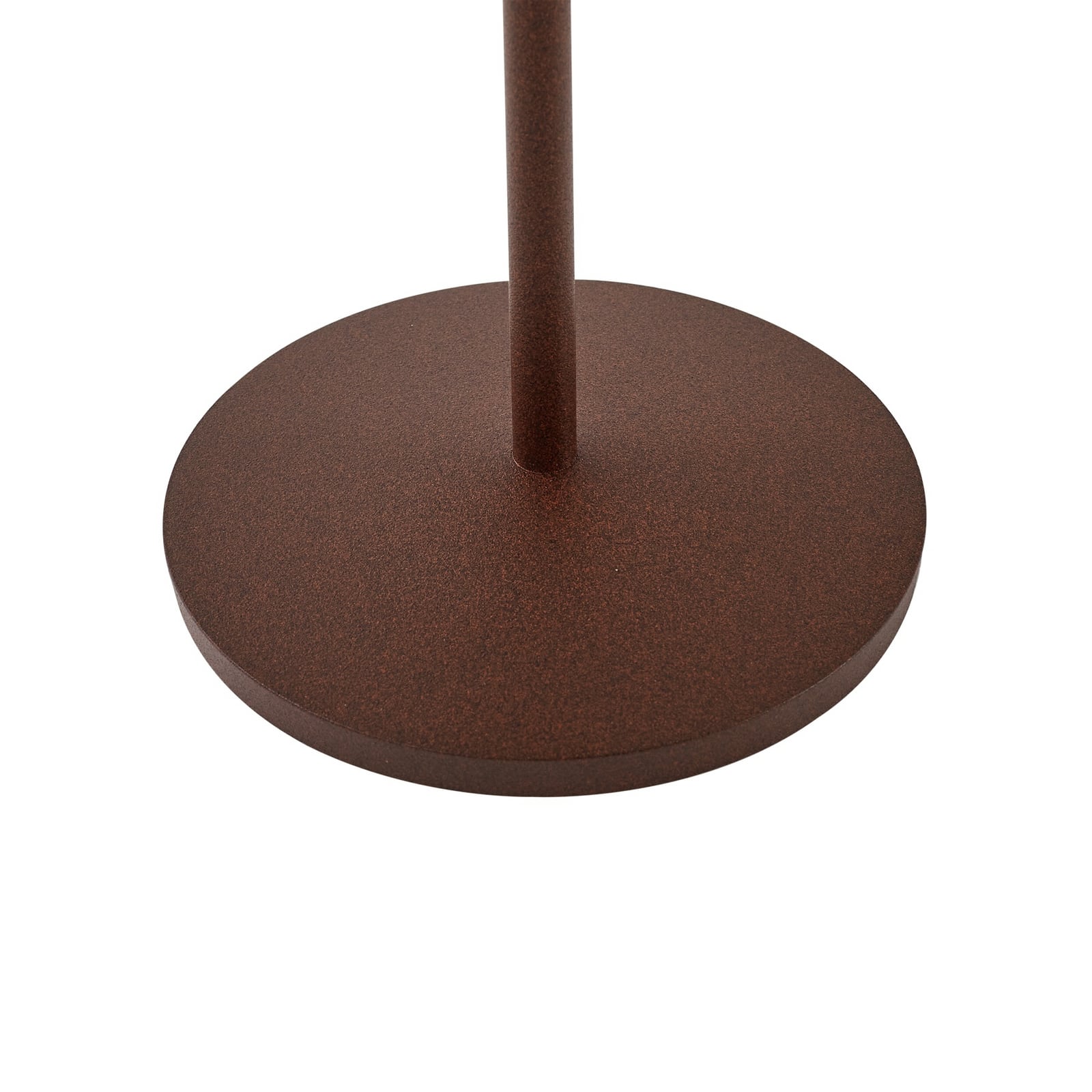 LED oppladbar bordlampe Arietty dimbar rustbrun IP65 visning av batteri
