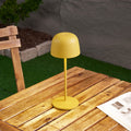 LED oppladbar bordlampe Arietty gul dimbar IP65 - Lindby forfra