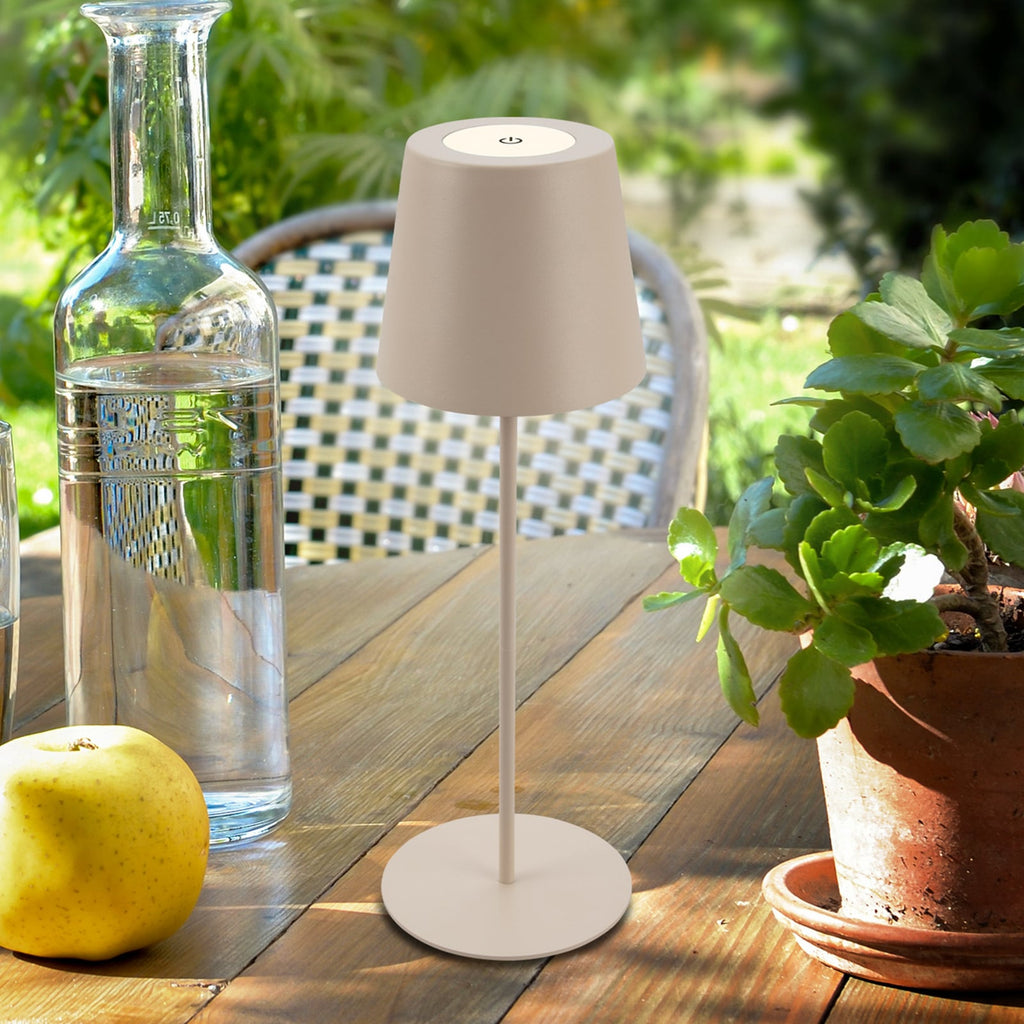 LED oppladbar bordlampe beige berøringsdimmer IP44 - Briloner nærbilde av berøringsdimmer