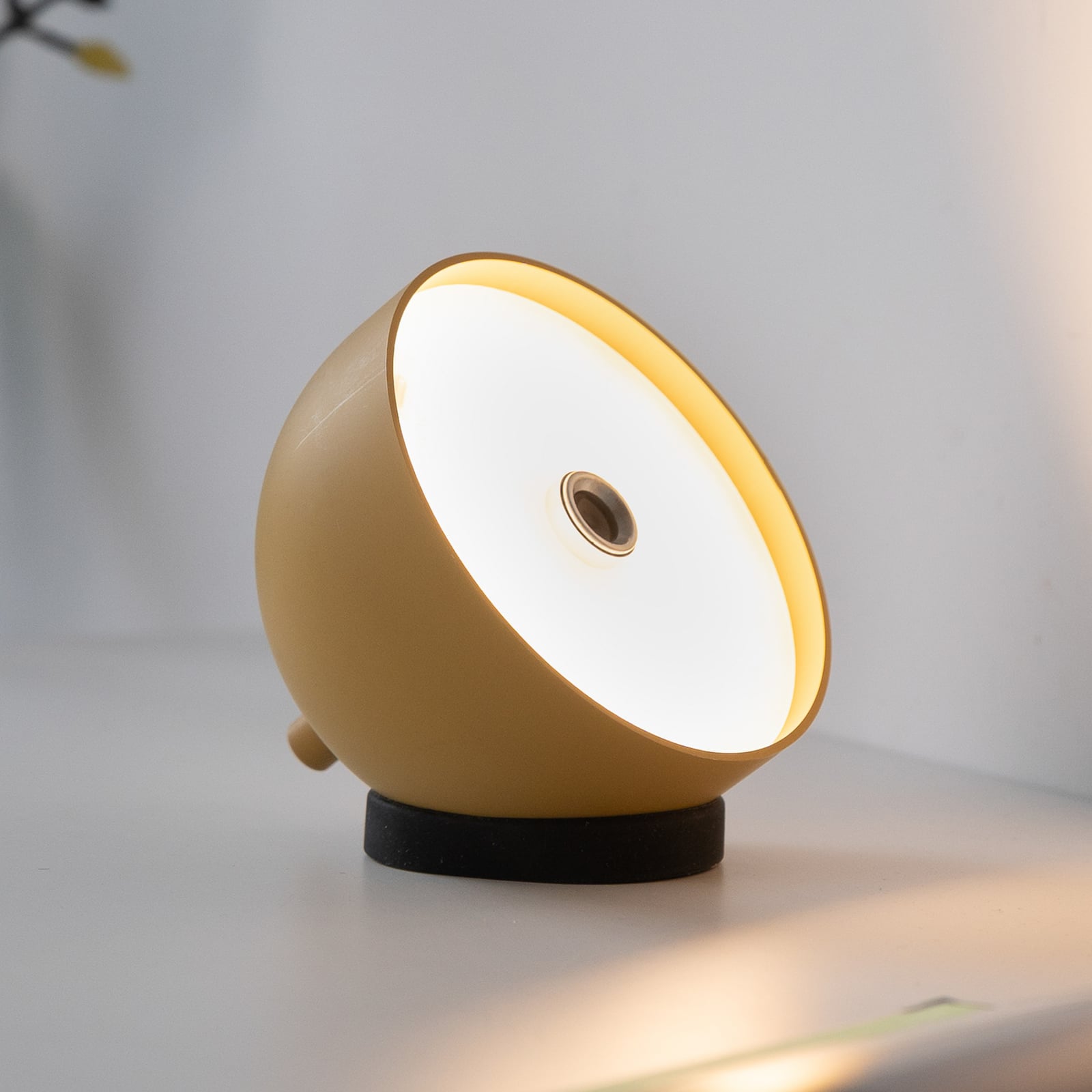 LED oppladbar bordlampe Bellies Blütenzauber dimbar IP54 med dimmerfunksjon