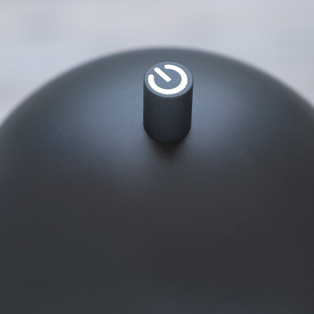 LED oppladbar bordlampe Bellies med silikonsokkel