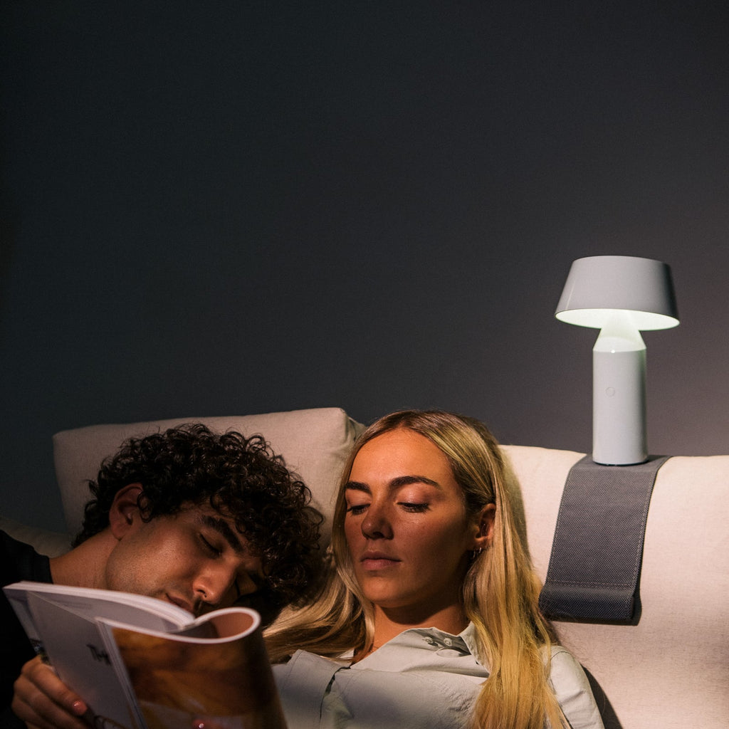 LED oppladbar bordlampe Bicoca hvit dimbar Ø14 cm sideprofil
