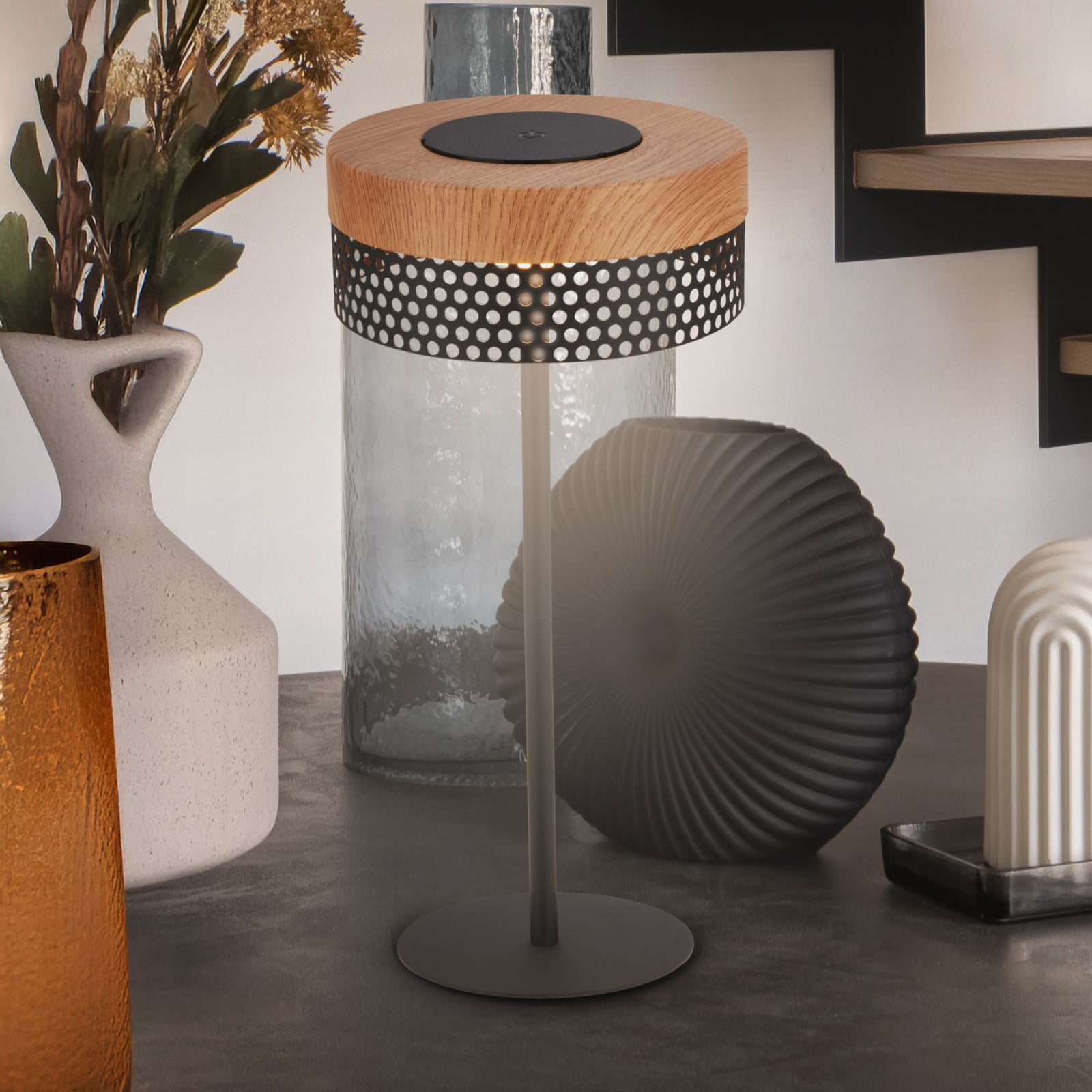 LED oppladbar bordlampe Booha dimbar trefarget/svart IP44 forfra