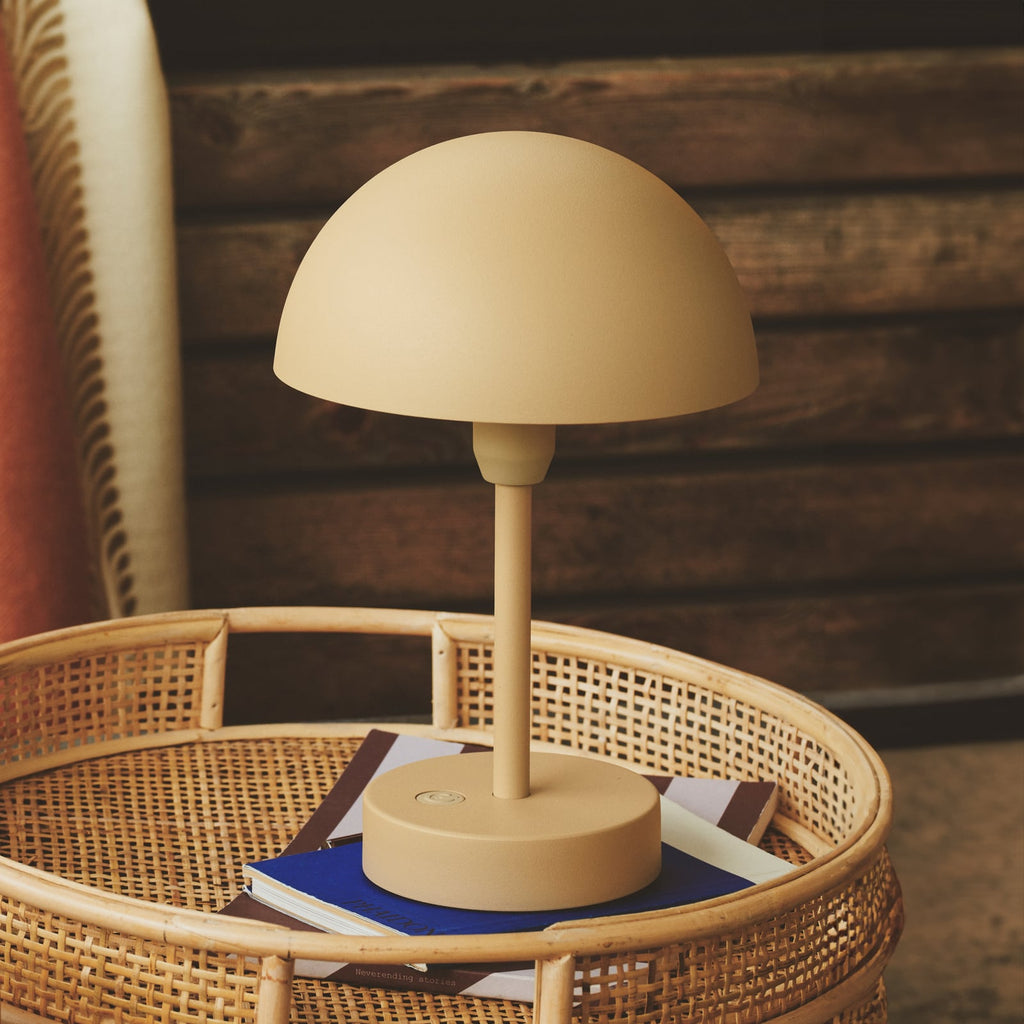 LED oppladbar bordlampe Ellen To-Go beige aluminium forfra