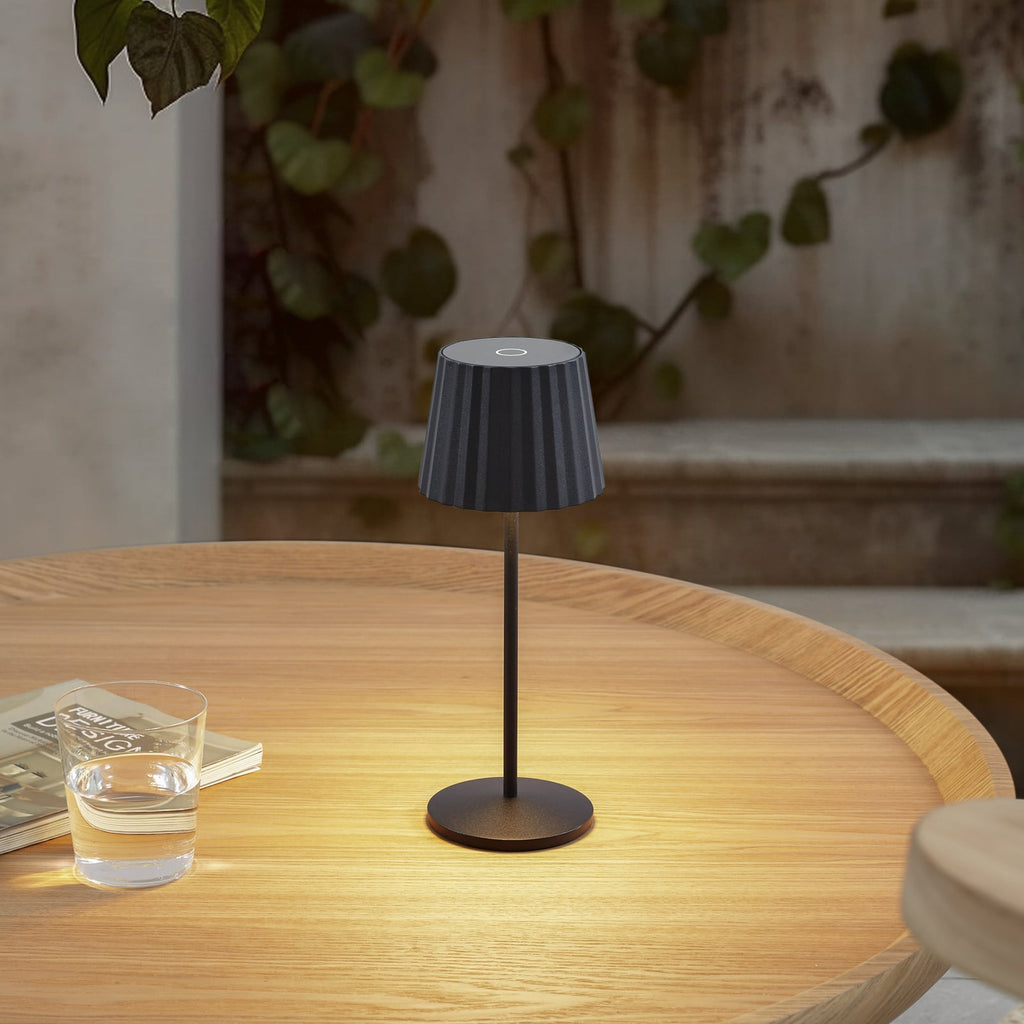LED oppladbar bordlampe Esali dimbar svart IP65 Ø11 cm bakside
