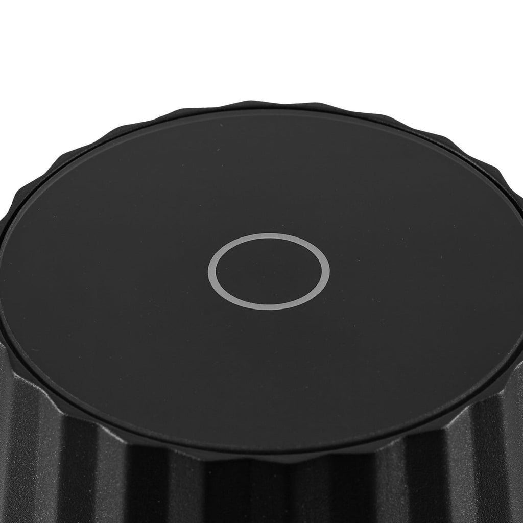 LED oppladbar bordlampe Esali dimbar svart IP65 Ø11 cm lys i mørke