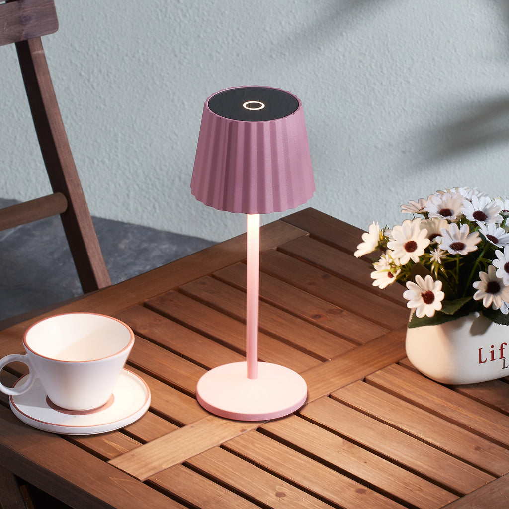 LED oppladbar bordlampe Esali rosa aluminium IP54 dimbar forfra