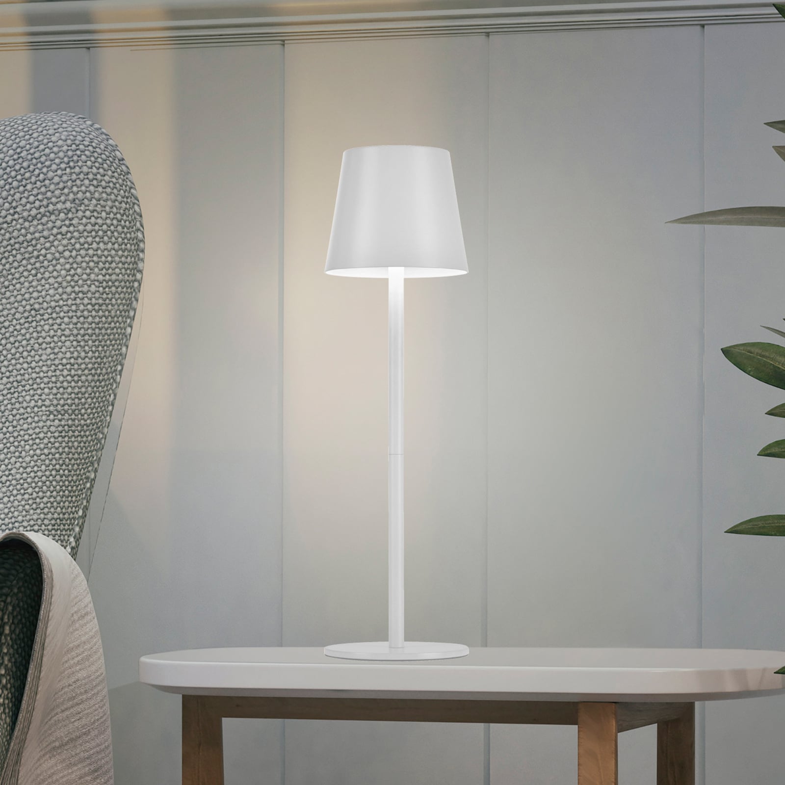 LED oppladbar bordlampe Euria hvit jern IP54 dimbar forfra