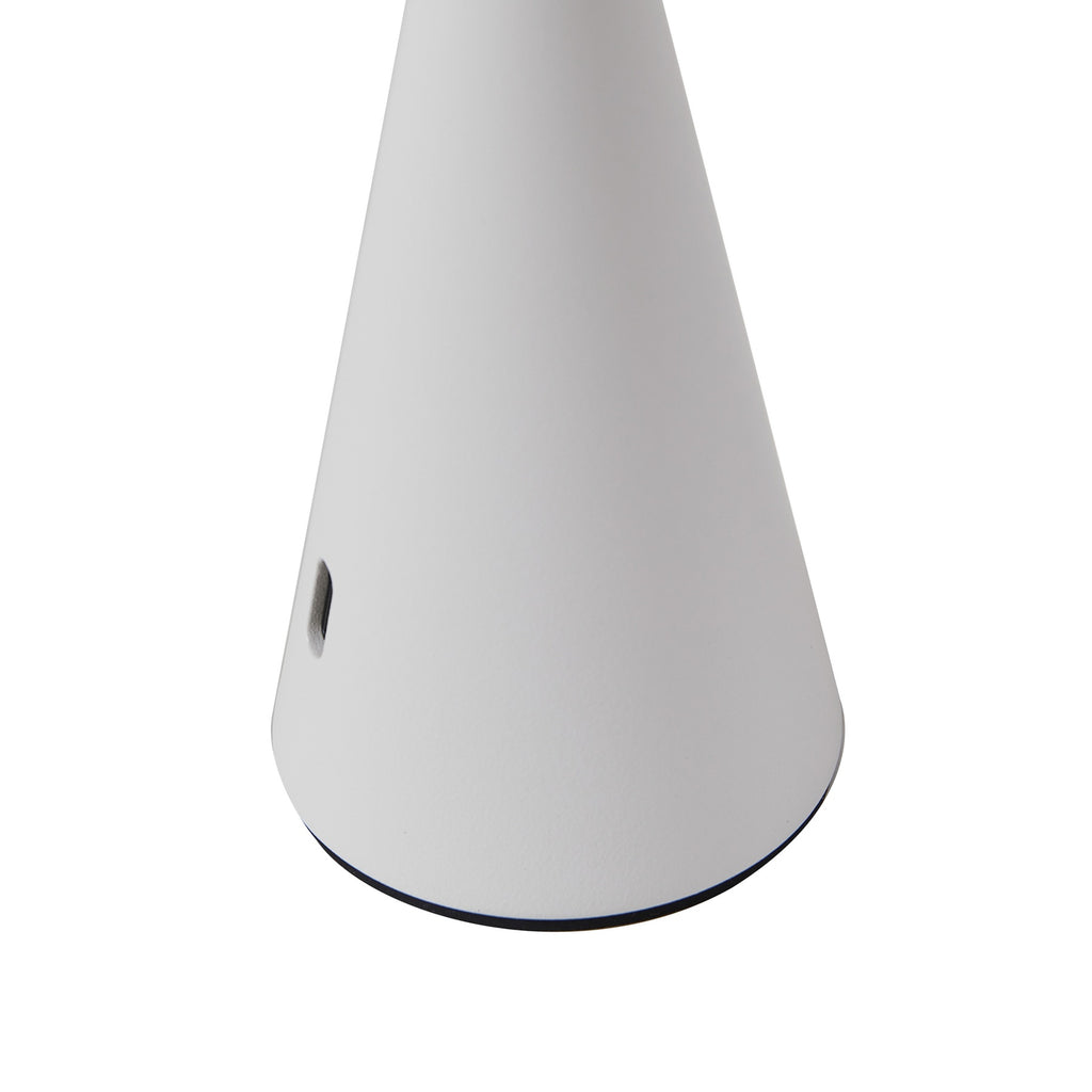 LED oppladbar bordlampe Evelen hvit IP54 CCT dimbar på bord