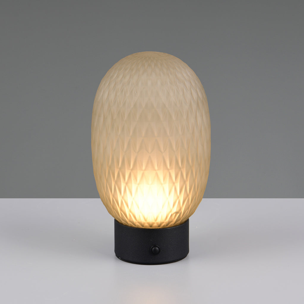 LED oppladbar bordlampe Facette grønt glass dimbar H20,5 cm montert i rom
