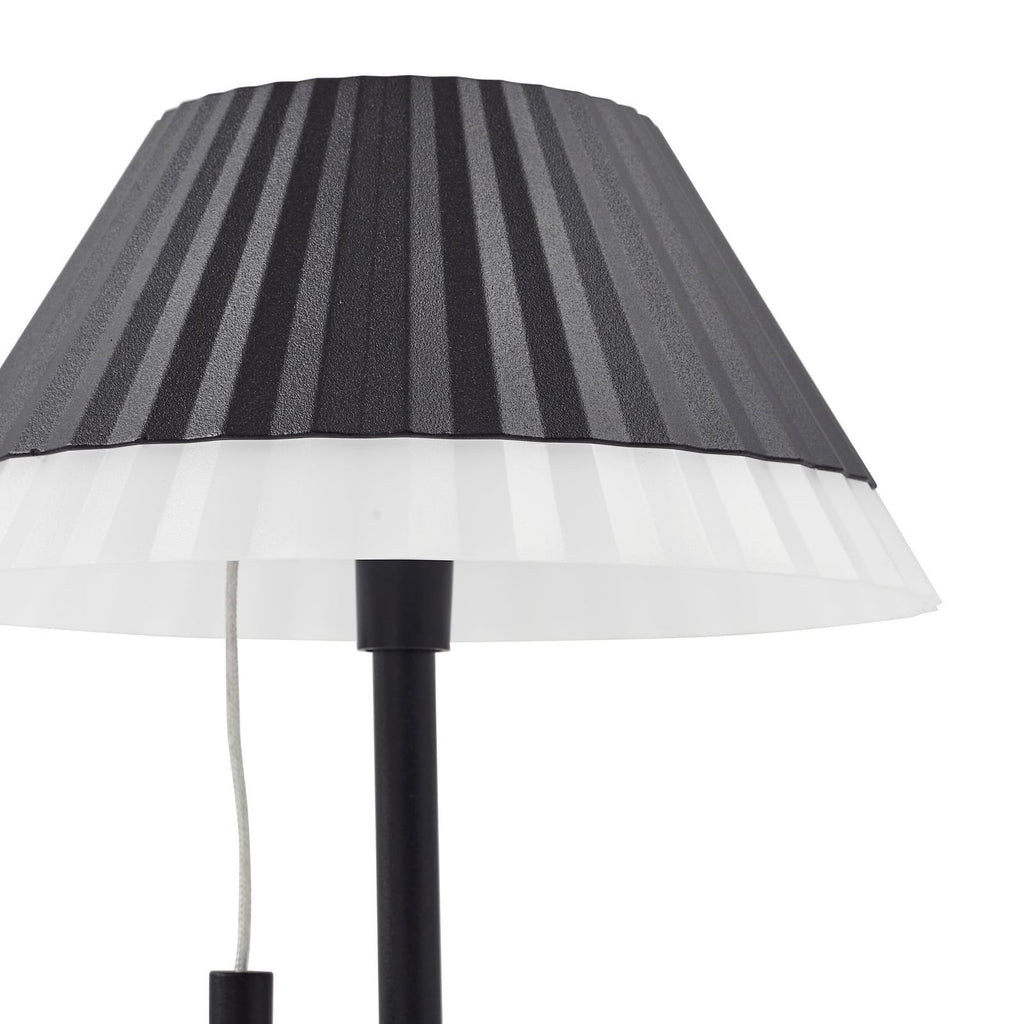 LED oppladbar bordlampe Ilvi aluminium CCT IP54 med USB-C ladekabel