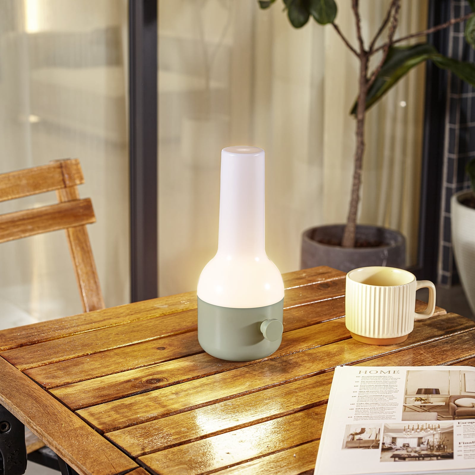 LED oppladbar bordlampe Isaline grønn dimbar IP44 H24 cm bakside