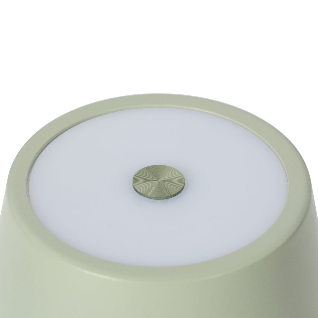 LED oppladbar bordlampe Janea CUBE grønn metall IP54 lys i bruk