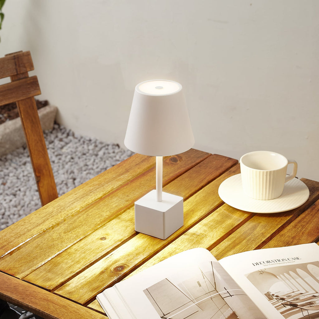 LED oppladbar bordlampe Janea CUBE hvit dimbar IP54 bakside