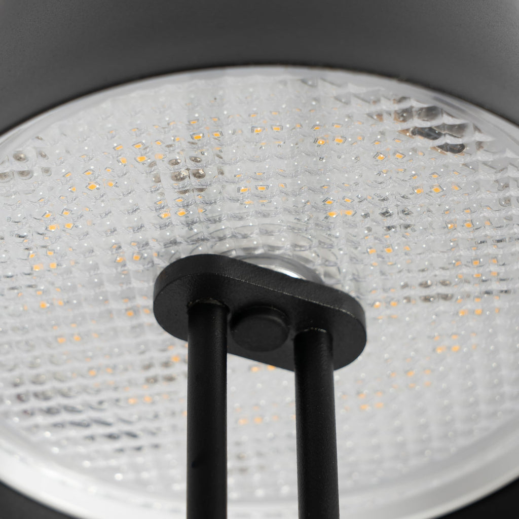 LED oppladbar bordlampe Janea TWIN svart metall i moderne interiør