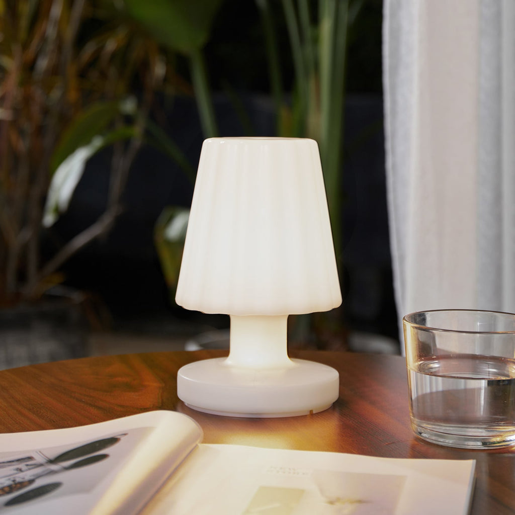 LED oppladbar bordlampe Jovem hvit RGB dimbar IP44 bakside