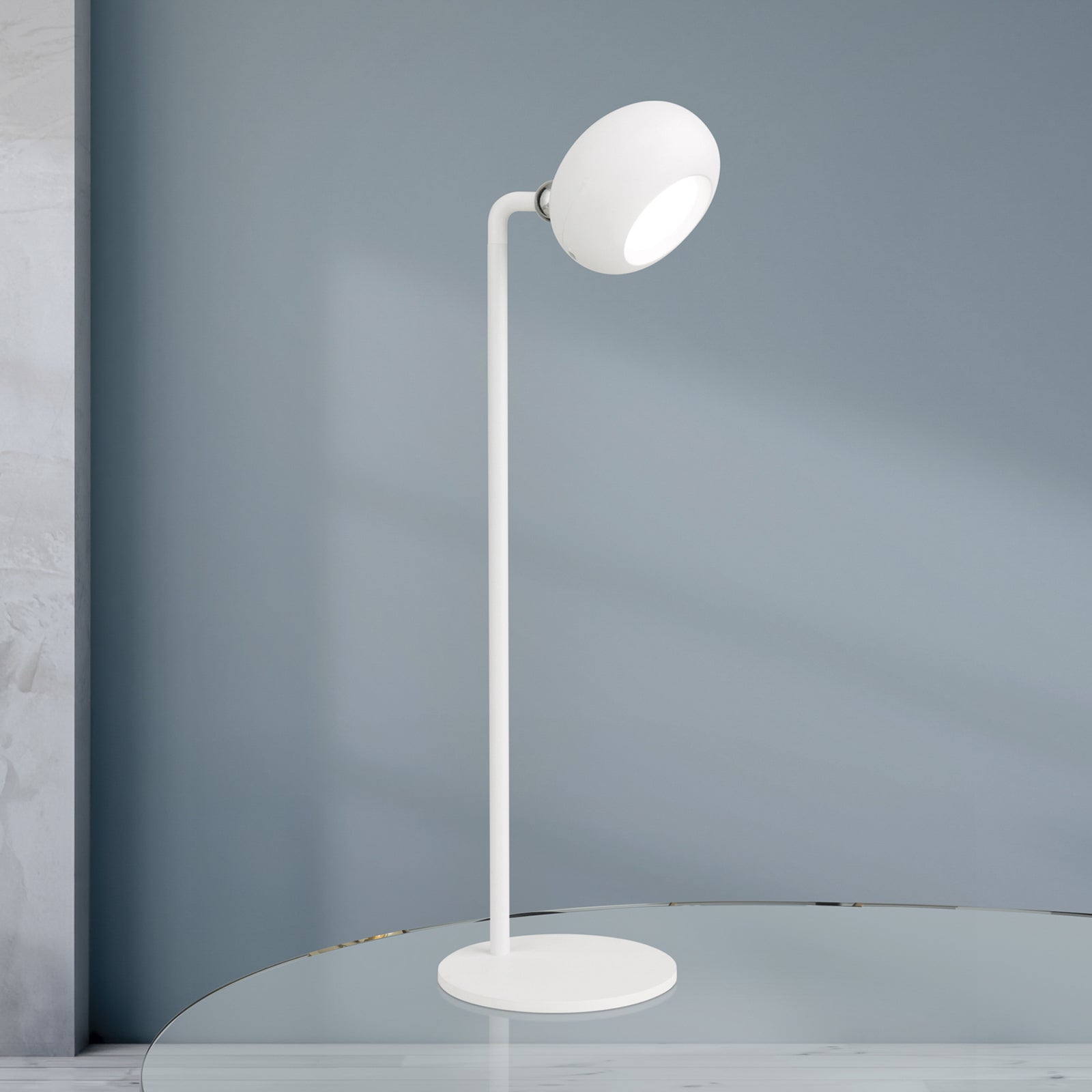 LED oppladbar bordlampe Kerby hvit CCT dimbar forfra