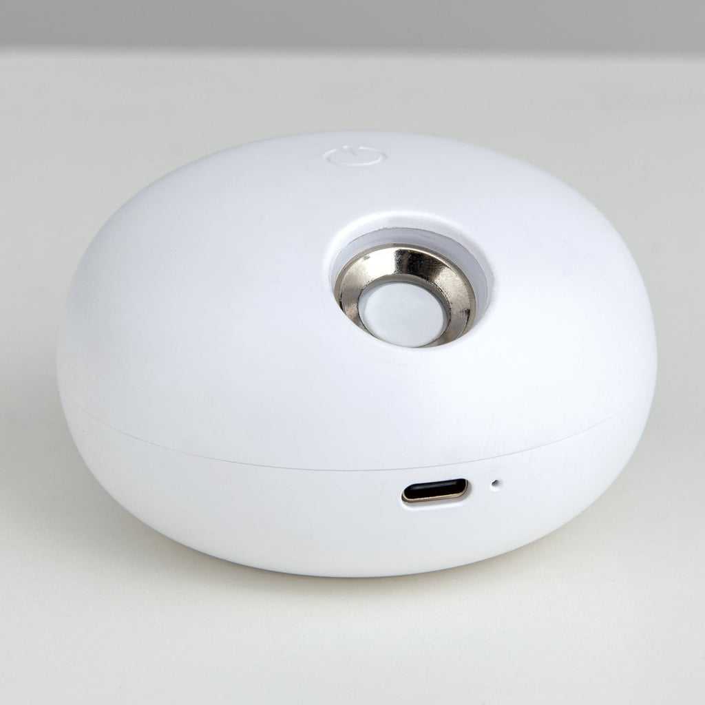 LED oppladbar bordlampe Kerby hvit CCT dimbar USB ladekabel