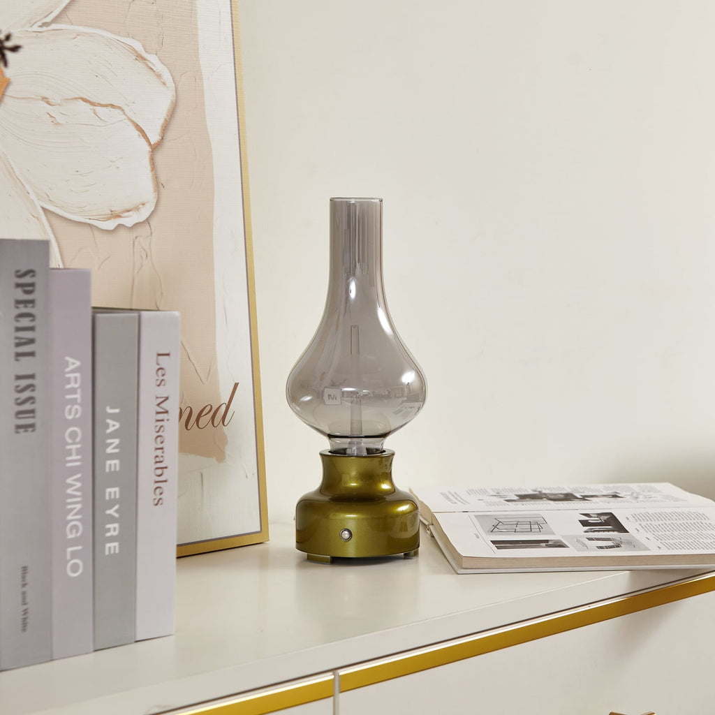 LED oppladbar bordlampe Maxentius dimbar grønn glass bakside