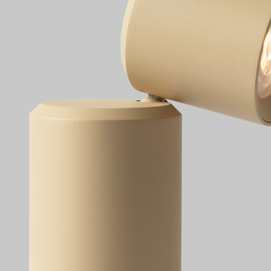LED oppladbar bordlampe Milan dimbar beige aluminium - IT'S ABOUT ROMI