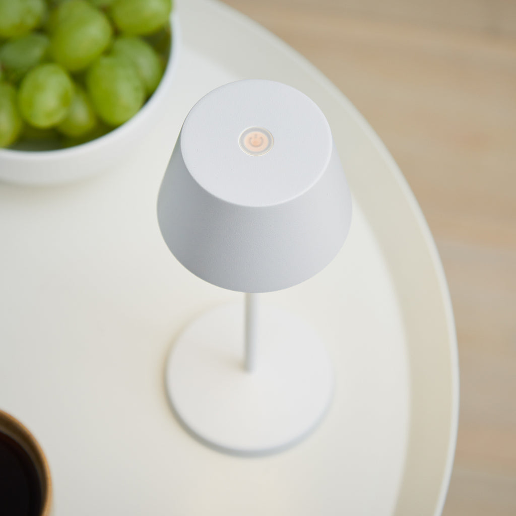 LED oppladbar bordlampe Modi Micro dimbar hvit IP65 bakside
