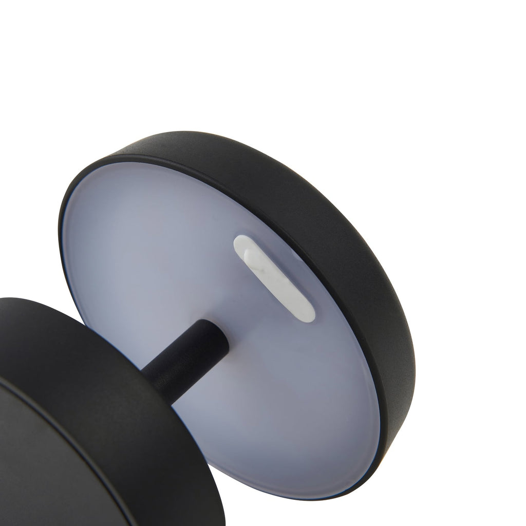 LED oppladbar bordlampe Nalani dimbar svart IP44 H10 cm i bruk utendørs