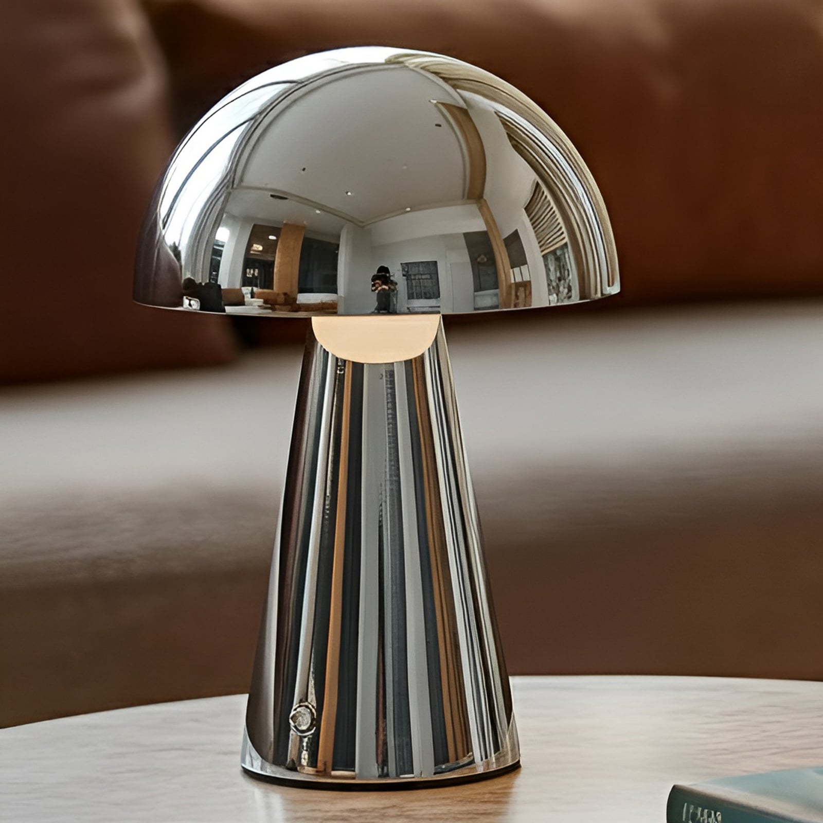 LED oppladbar bordlampe Nevijo krom dimbar forfra