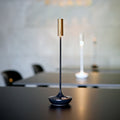 LED oppladbar bordlampe Nucandle svart/kobber forfra